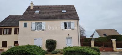 Pavillon - 125 m² - 7 pièces