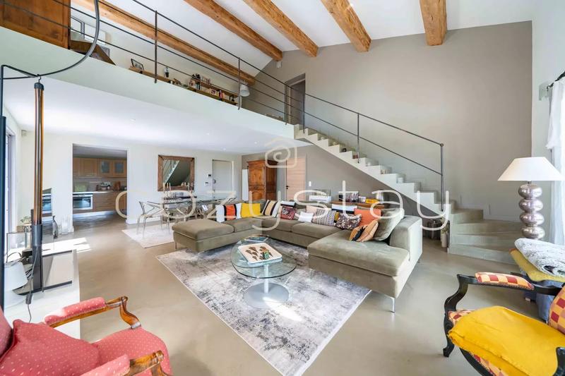 Villa - 170 m² - 5 pièces