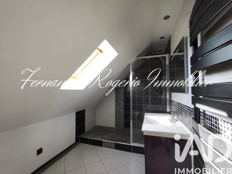 Maison - 165 m² - 7 pièces