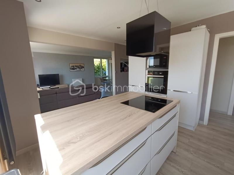 Maison traditionnelle - 108 m² - 5 pièces