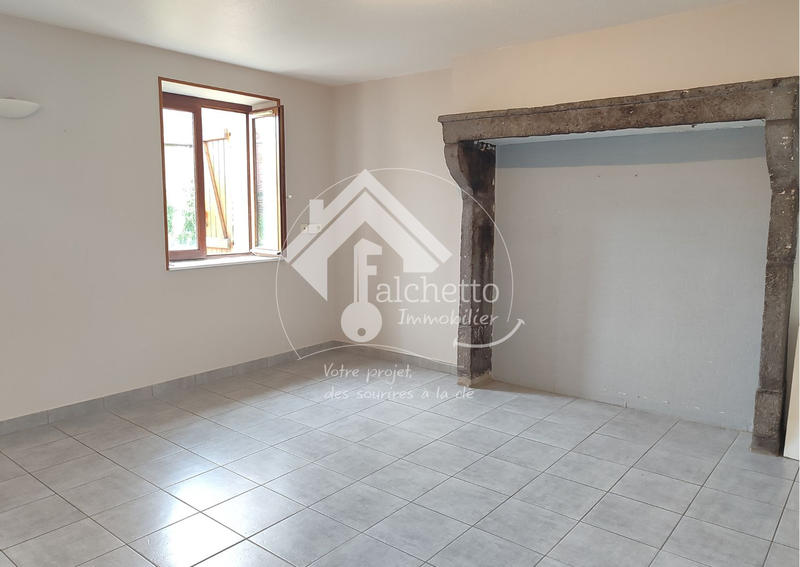 Maison de village - 75 m² - 3 pièces