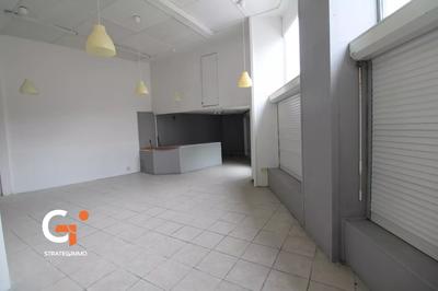 Loft - 59 m² - 1 pièce