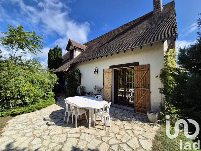 Maison de maîtres - 180 m² - 6 pièces