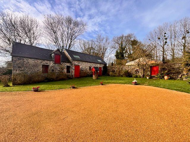 Maison - 190 m² - 5 pièces