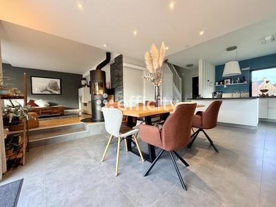 Maison - 128 m² - 5 pièces