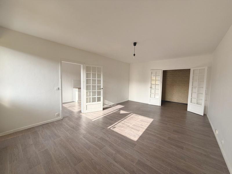 Appartement - 81 m² - 3 pièces