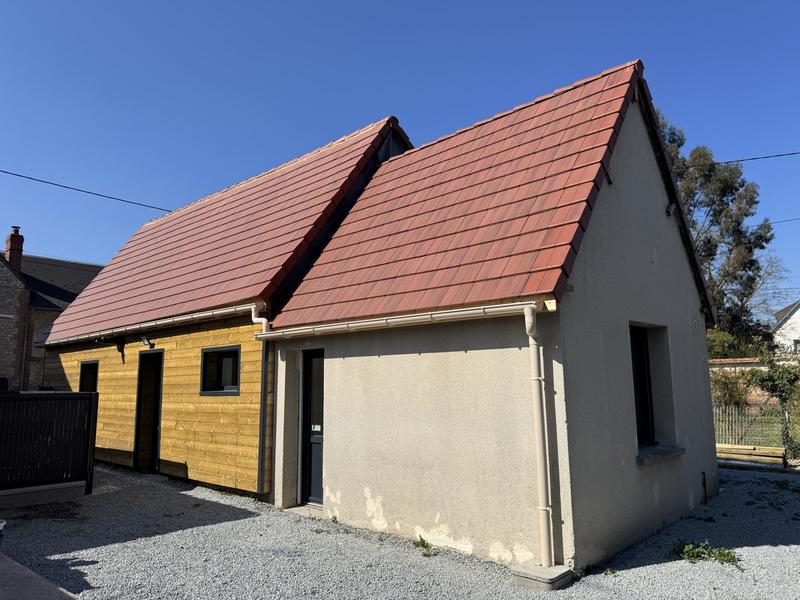 Maison - 90 m² - 4 pièces