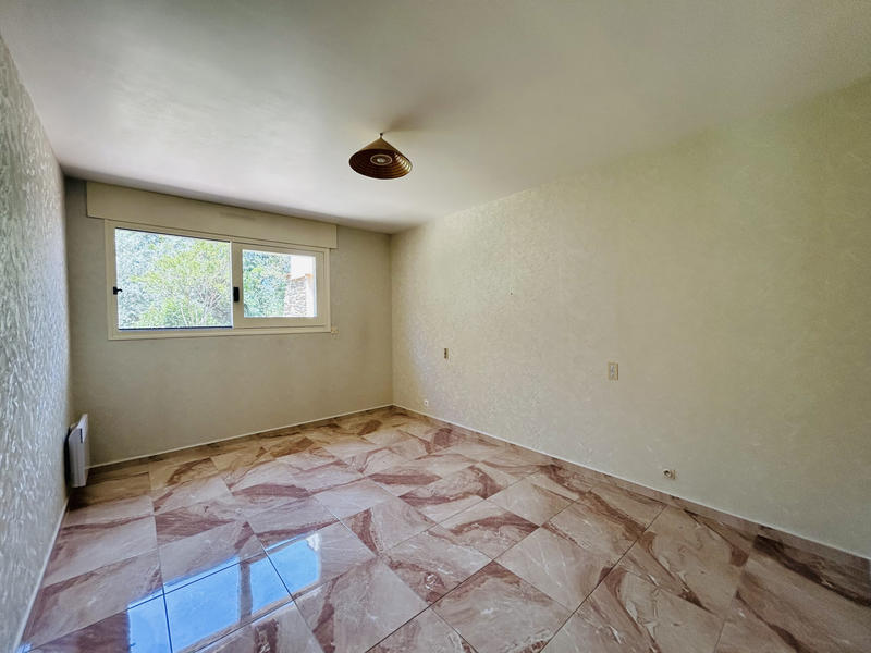 Maison - 184 m² - 5 pièces