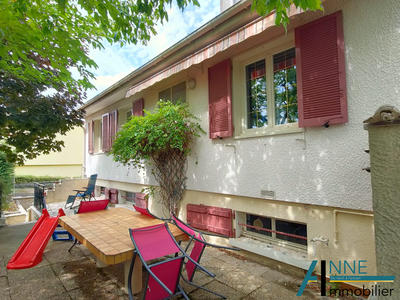 Maison - 122 m² - 5 pièces