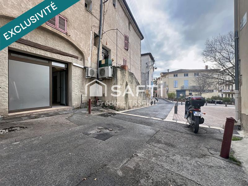 Immeuble - 300 m² - 2 pièces