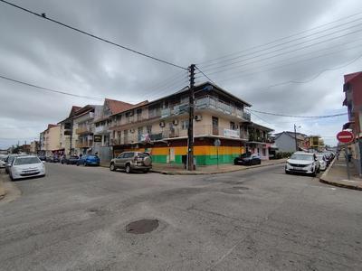 Immeuble - 656 m² - 4 pièces