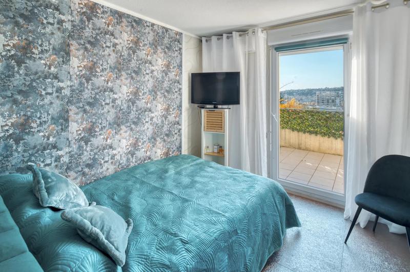 Appartement - 84 m² - 4 pièces