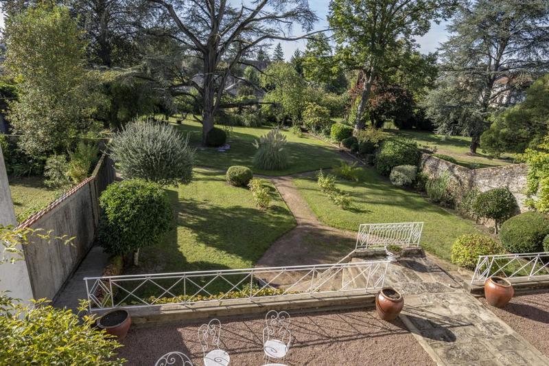 Hôtel particulier - 338 m² - 11 pièces