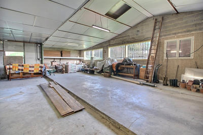 Entrepôt - 200 m² - 1 pièce