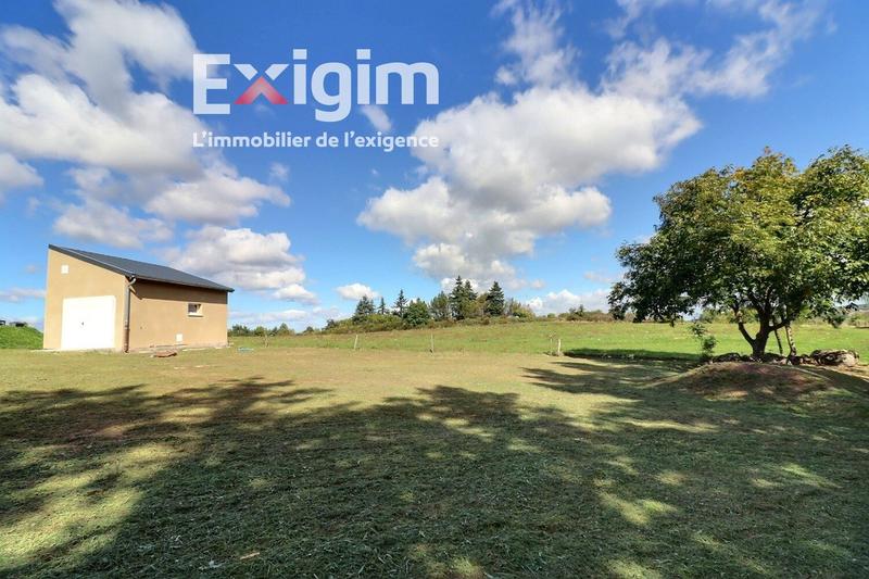 Terrain - 744 m²