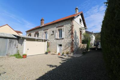 Maison - 83 m² - 4 pièces
