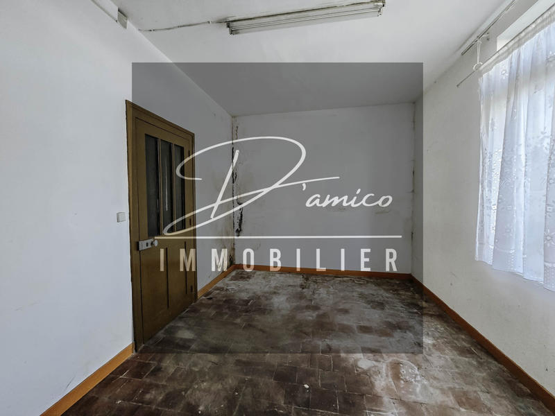 Maison - 150 m² - 8 pièces