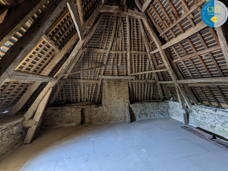 Maison - 228 m² - 12 pièces