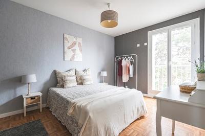 Appartement - 101 m² - 5 pièces