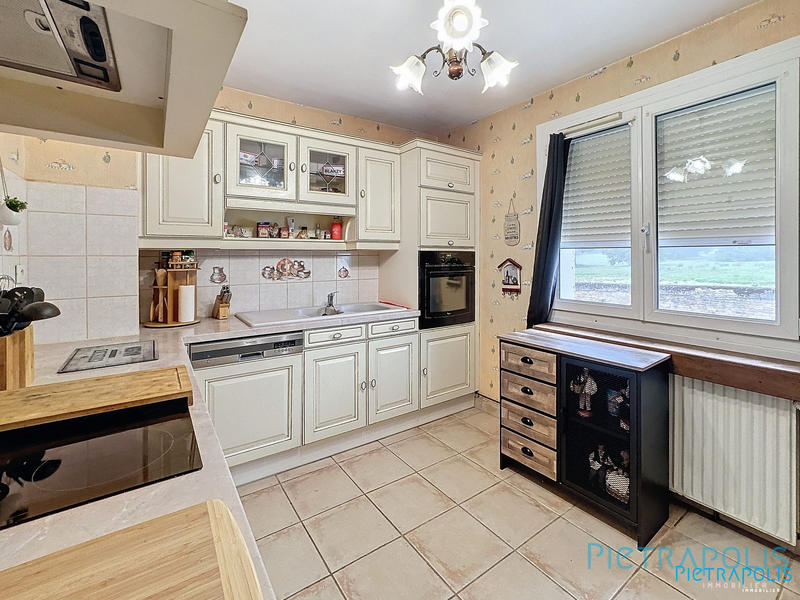 Maison - 128 m² - 7 pièces