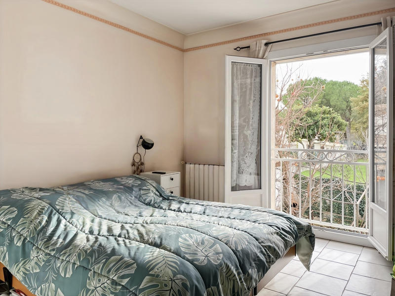 Maison - 216 m² - 9 pièces