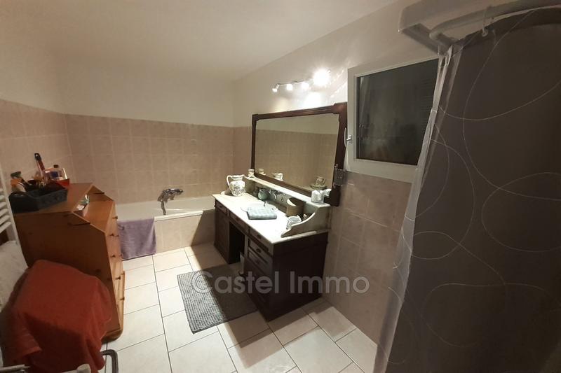 Maison - 217 m² - 13 pièces