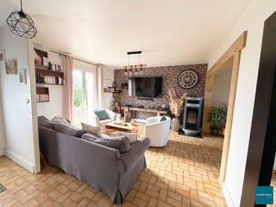 Maison - 102 m² - 6 pièces