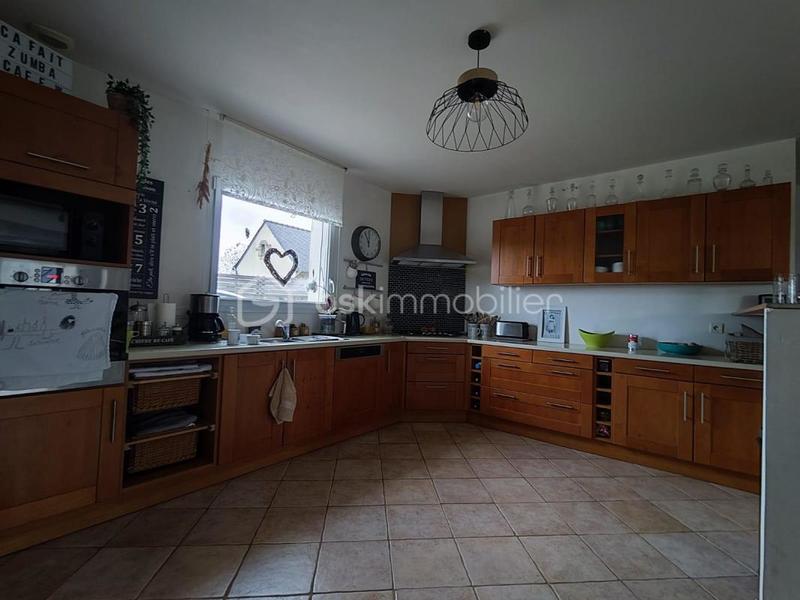 Maison - 141 m² - 7 pièces