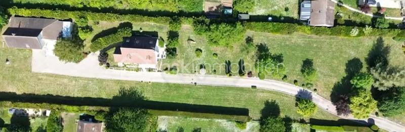 Maison - 300 m² - 10 pièces