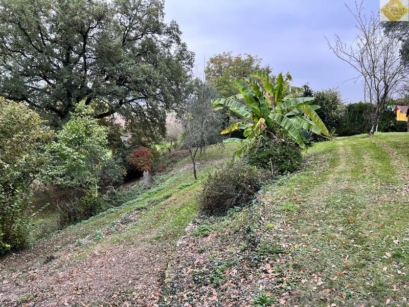 Maison - 213 m² - 6 pièces