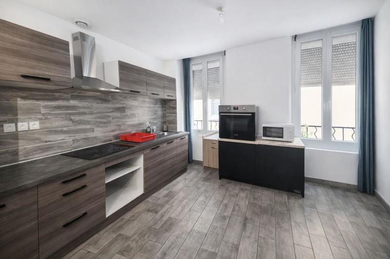 Immeuble - 238 m² - 12 pièces