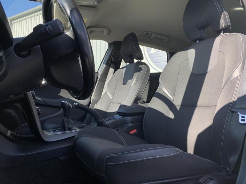 Volvo V40 T2 120 Ch Momentum - Garantie 6 Mois