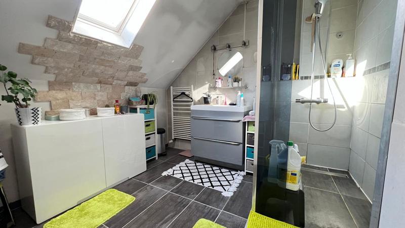 Maison - 127 m² - 7 pièces