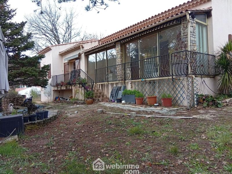 Villa - 90 m² - 4 pièces