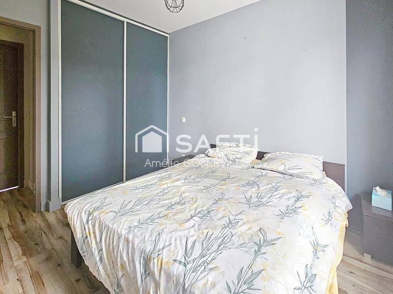 Maison - 180 m² - 7 pièces