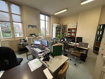 Immeuble - 900 m² - 23 pièces