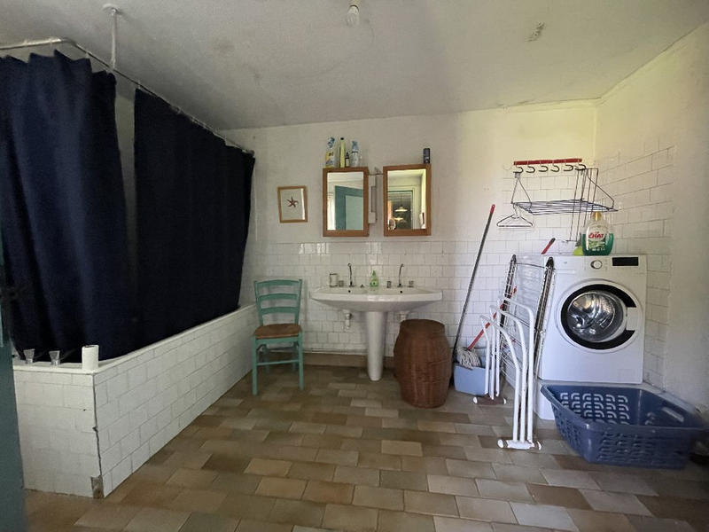 Corps de ferme - 280 m² - 9 pièces