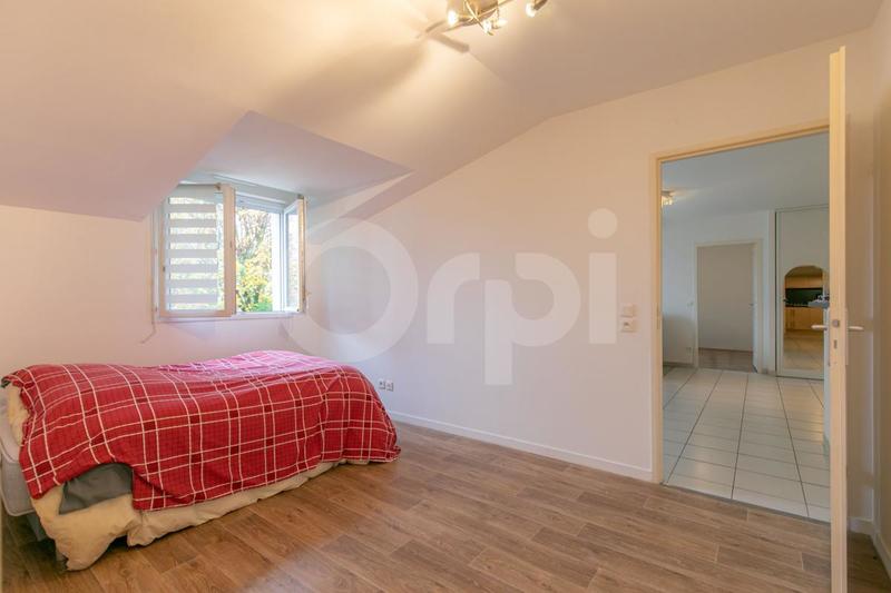 Appartement - 86 m² - 3 pièces
