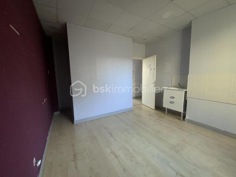 Local commercial - 149 m² - 7 pièces