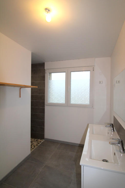 Maison - 111 m² - 6 pièces