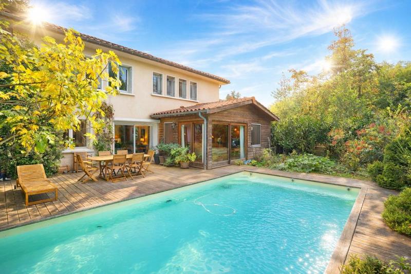 Maison - 160 m² - 6 pièces