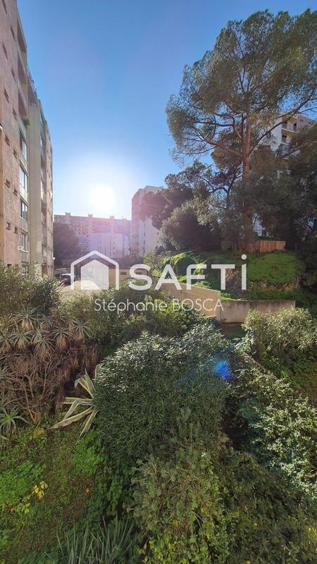 Appartement - 90 m² - 3 pièces