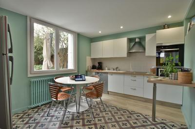 Maison - 110 m² - 6 pièces