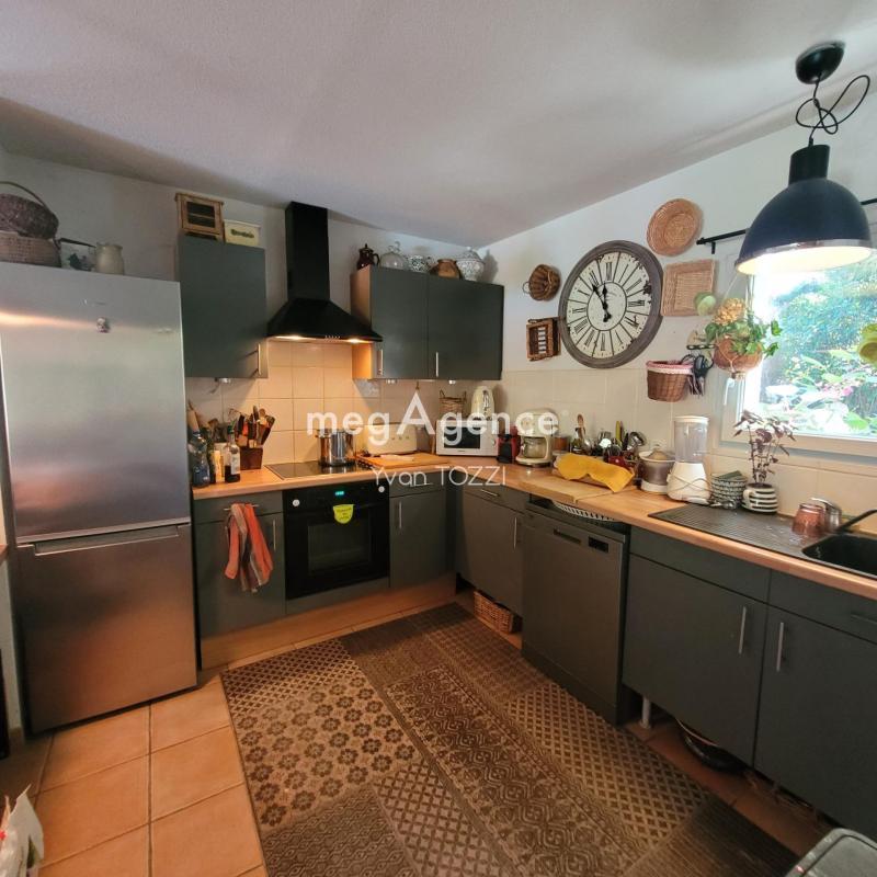 Maison - 97 m² - 6 pièces