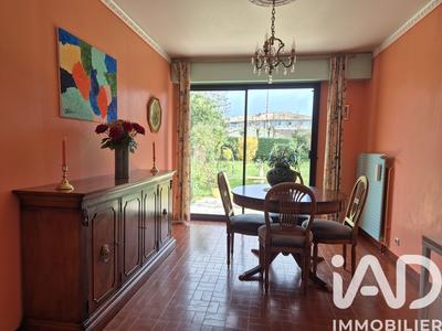 Maison - 94 m² - 4 pièces