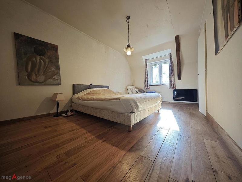 Maison - 200 m² - 6 pièces