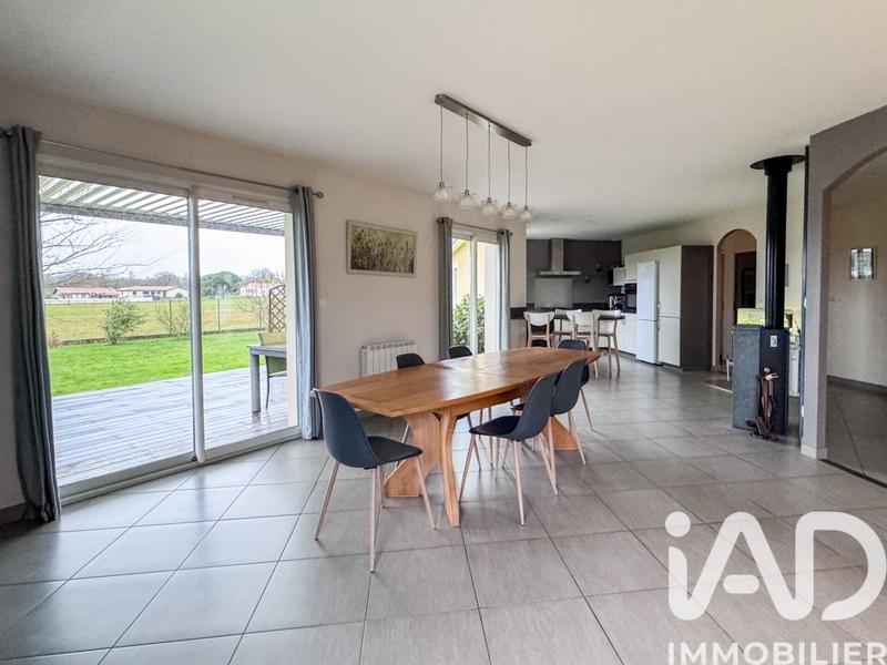 Maison - 131 m² - 5 pièces