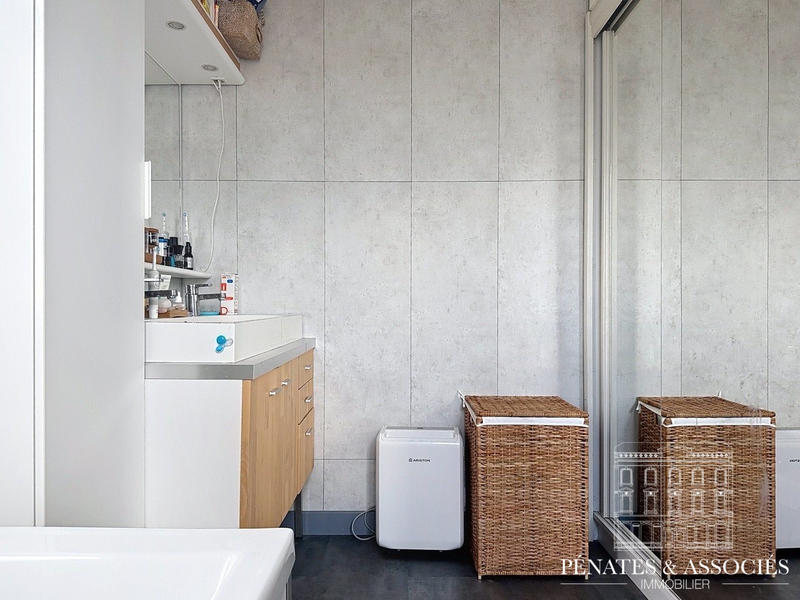 Maison - 75 m² - 5 pièces