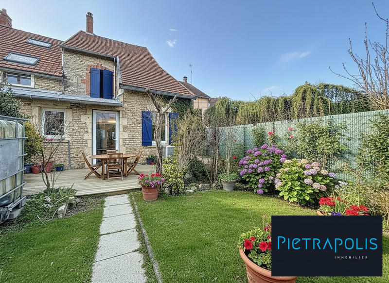 Maison - 106 m² - 4 pièces