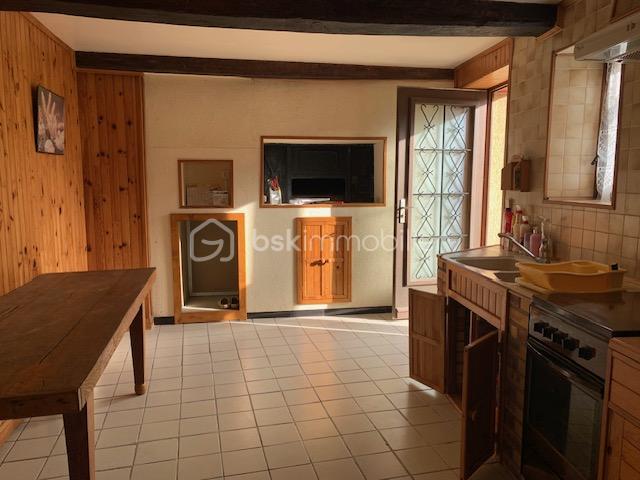 Propriété - 200 m² - 6 pièces